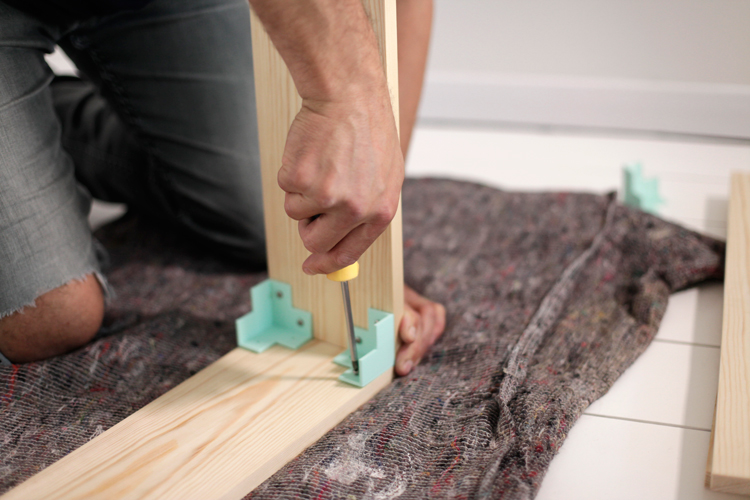 家具組裝DIY工具包產品品牌形象塑造,讓家具組裝觸手可及